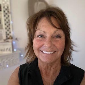 Meet your Posher, Joan